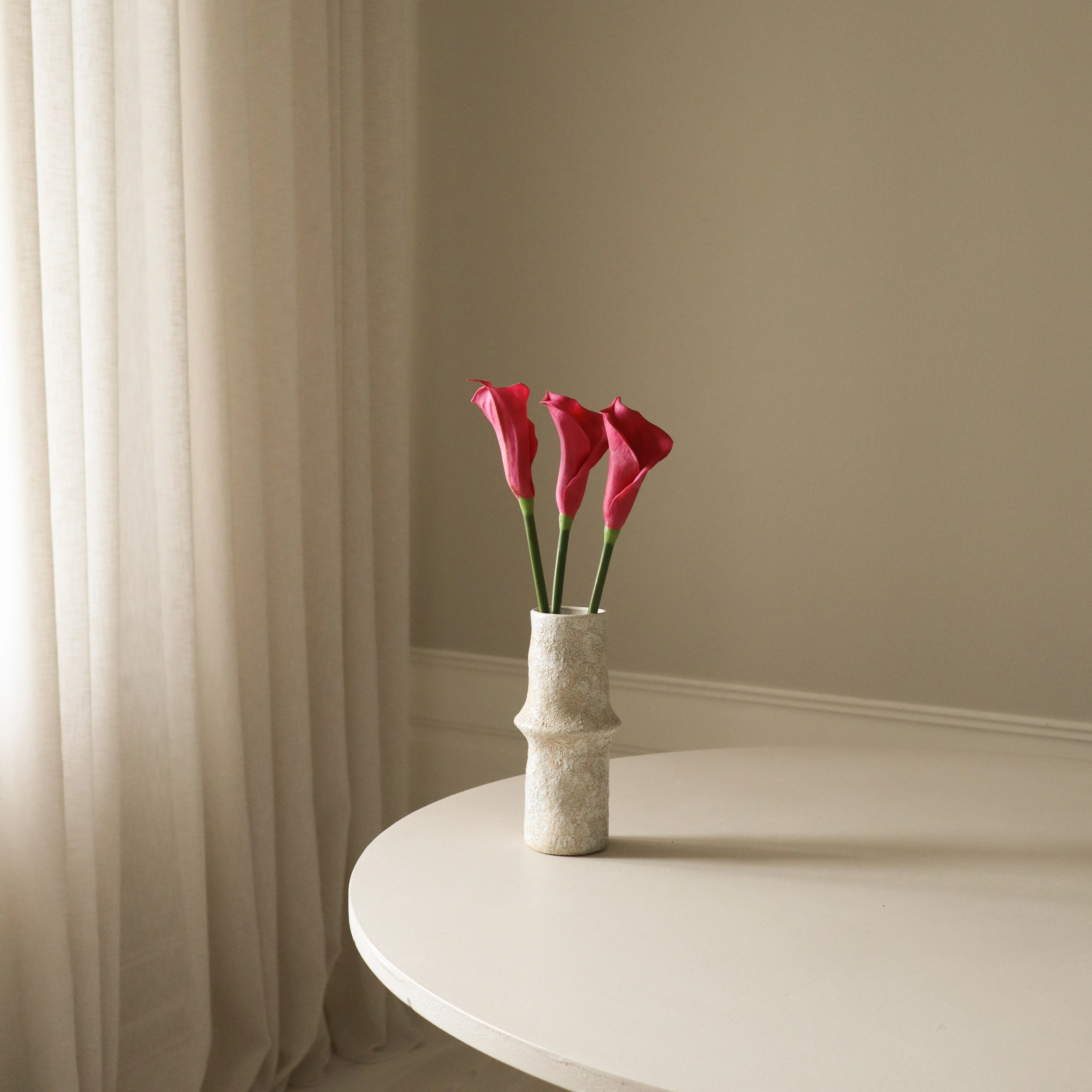 Dark Pink Calla Lily Flower - Image 4