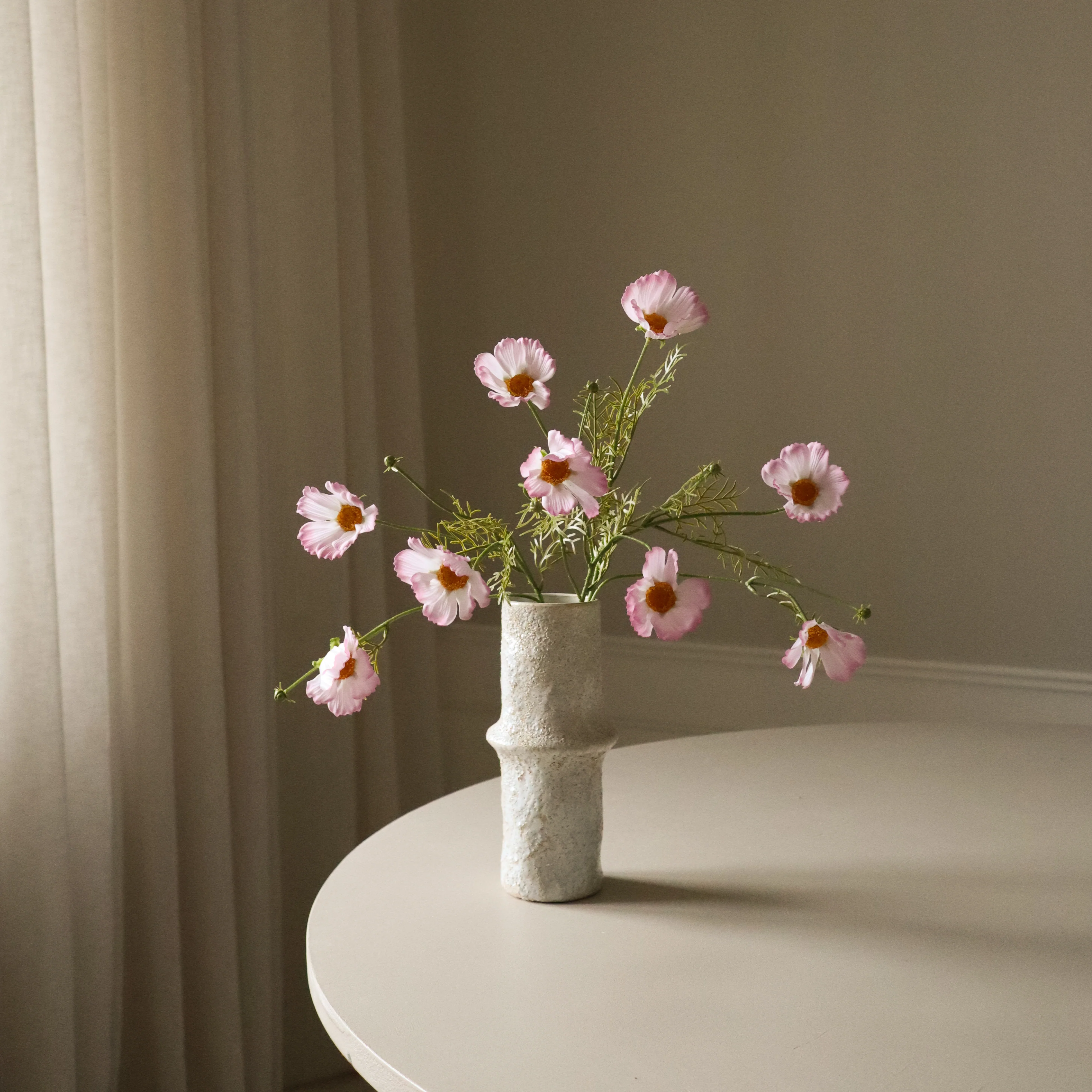 Light Purple Cosmo Daisy Flower - Image 3
