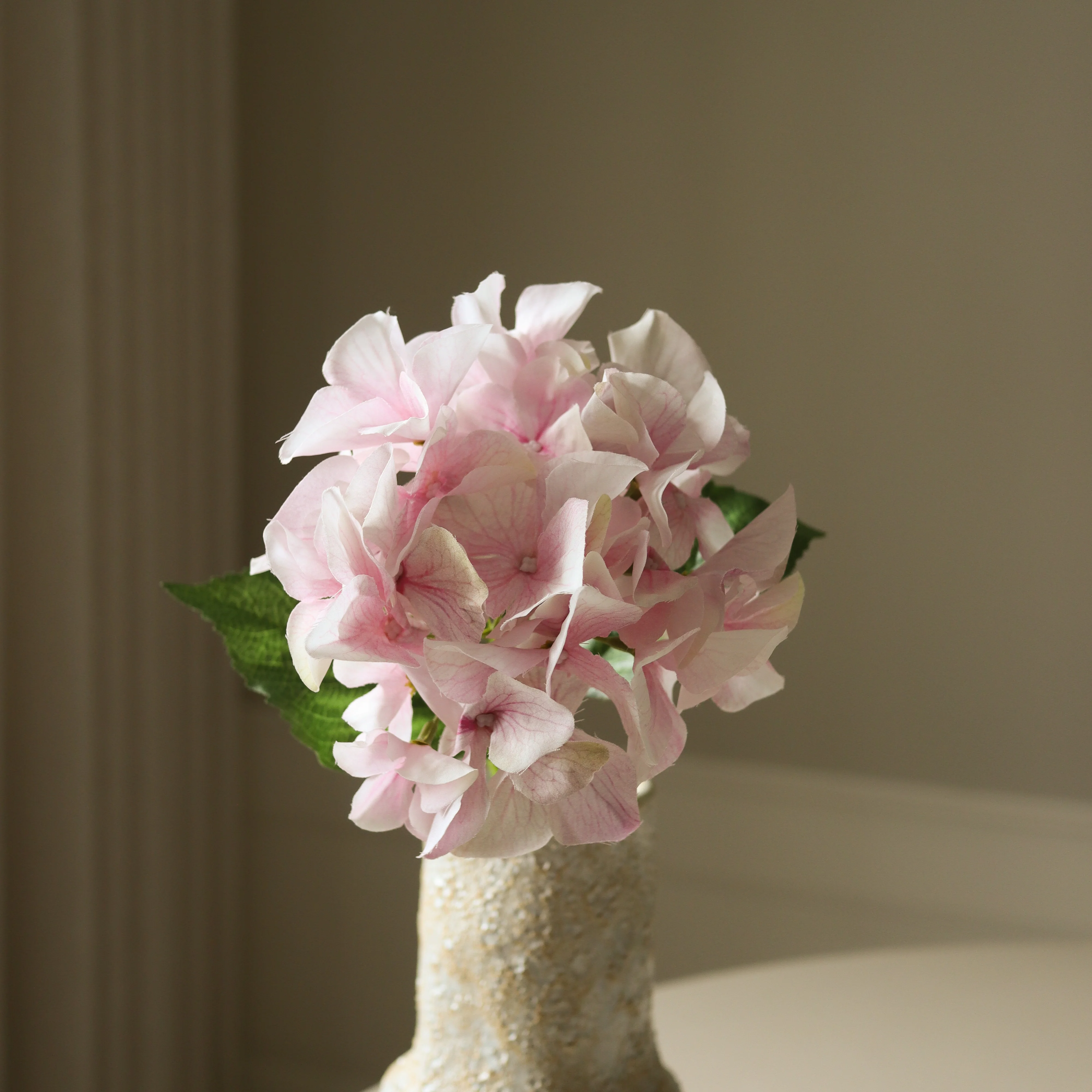 Light Pink Hydrangea Macrophylla Flower - Image 3
