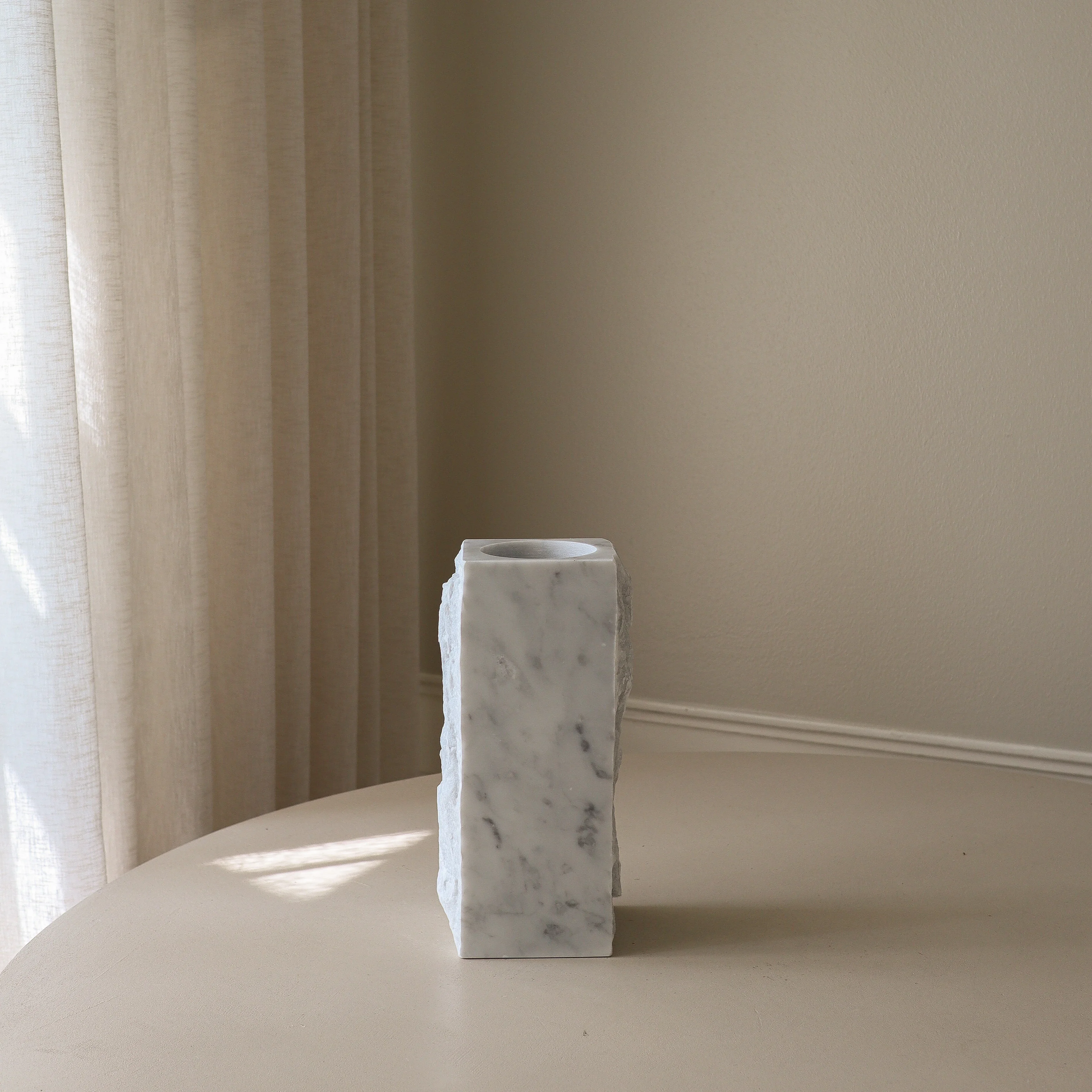 Medium Carrara White Marble Edge Vase
