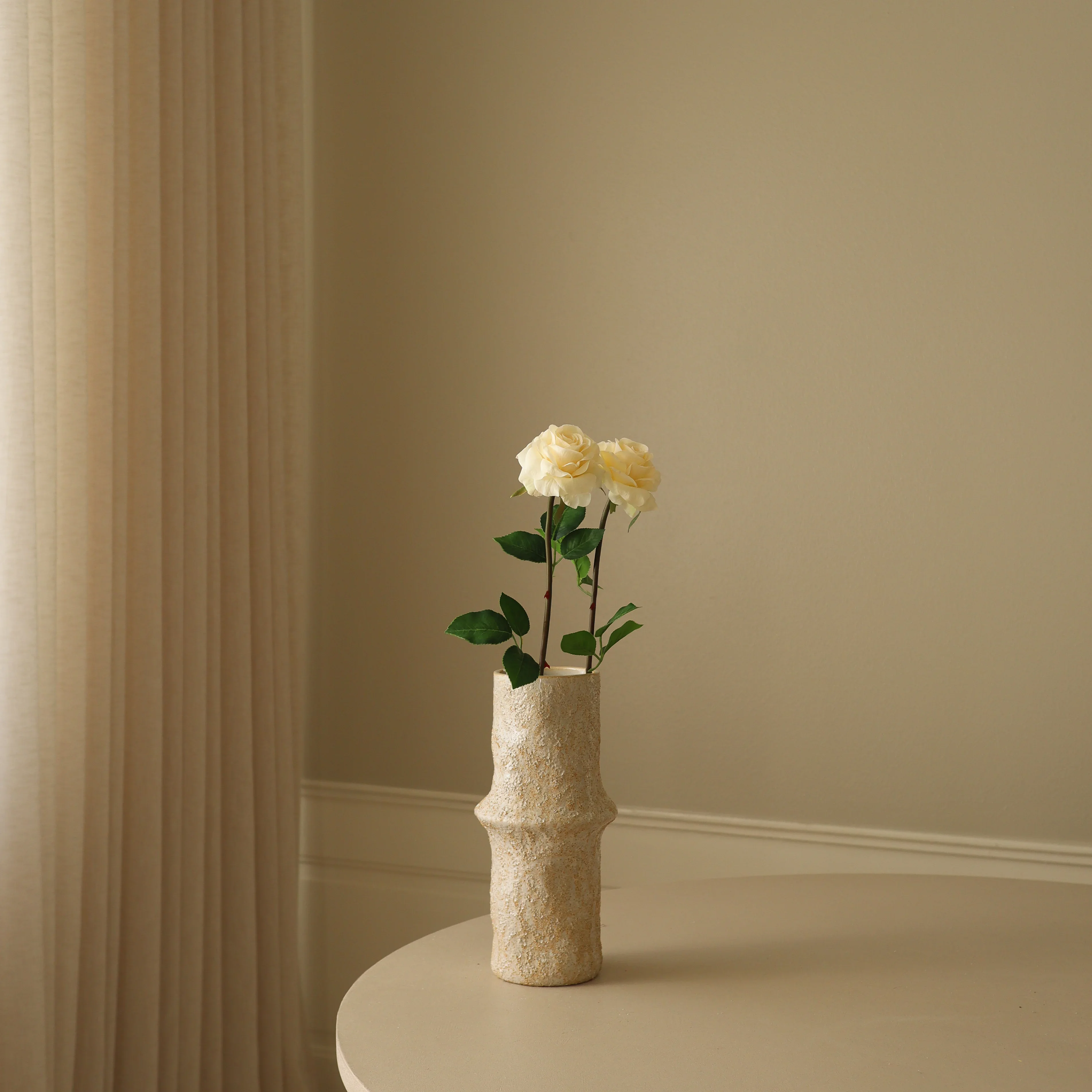 Cream Medium Stem Garden Rose - Image 4