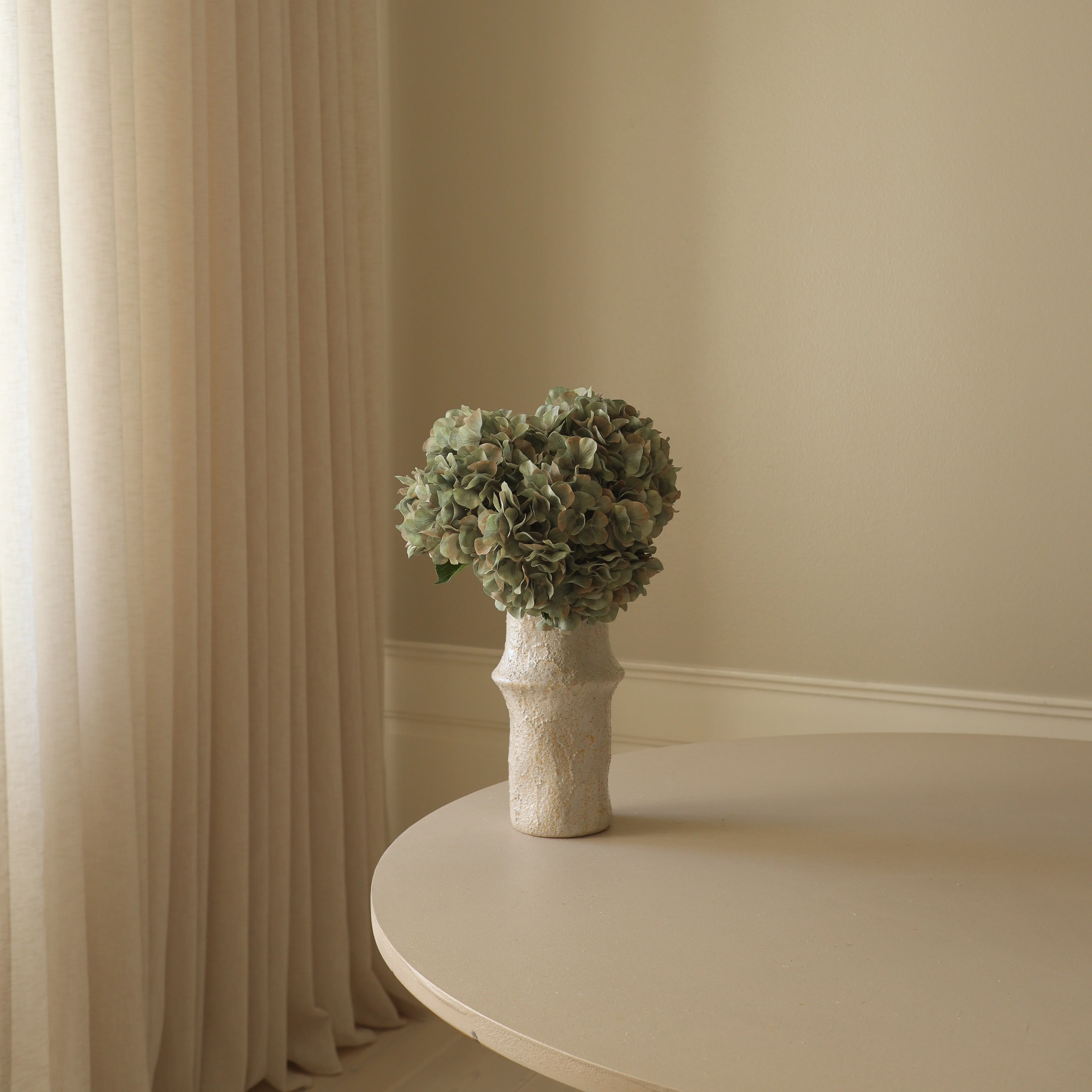 Pale Green Short Hydrangea Flower - Image 3