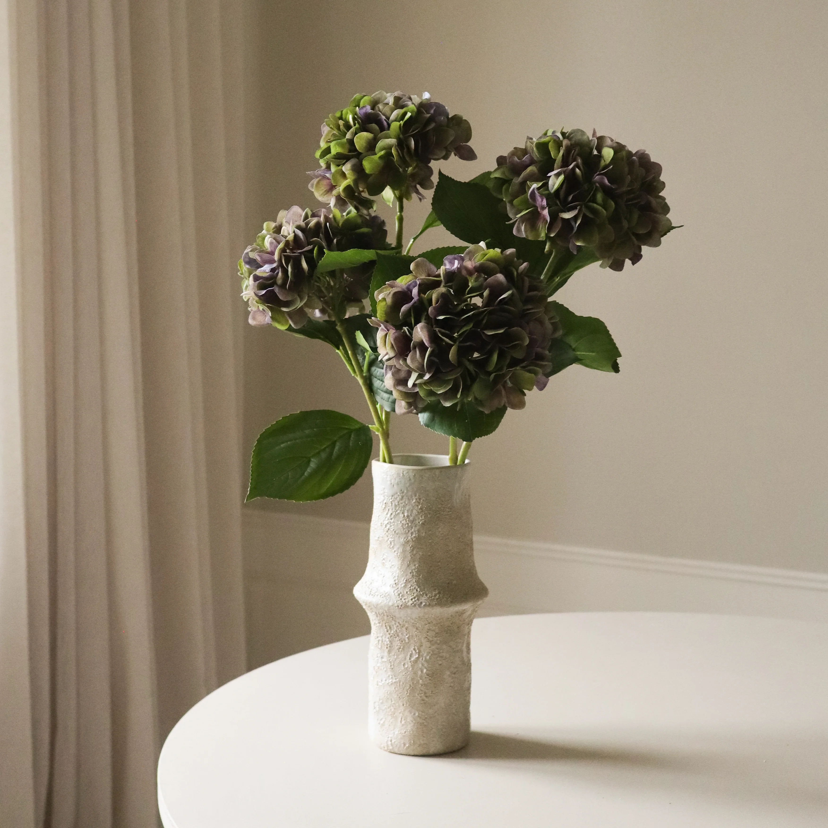 Pale Purple Hydrangea Flower - Image 3