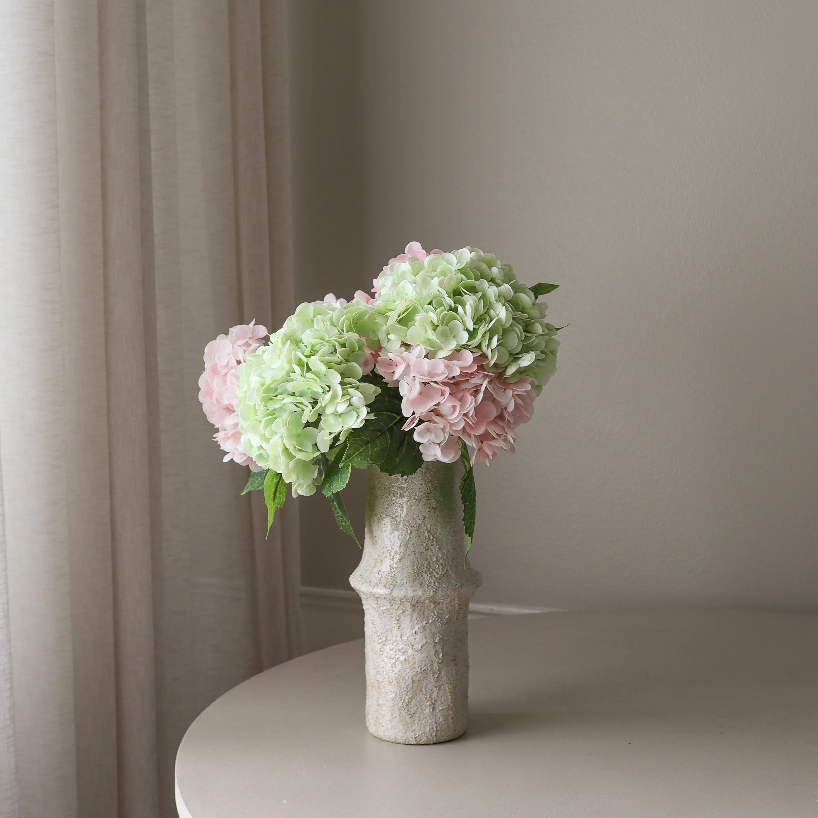 Rosé Hydrangea Bouquet - Image 3