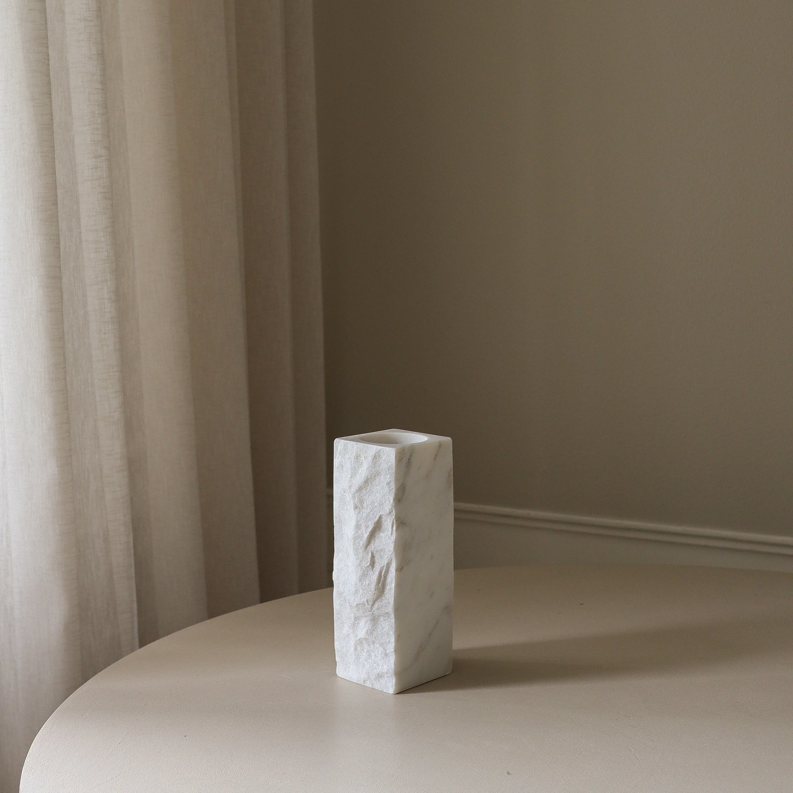 Small Carrara White Marble
Edge Vase - Image 3